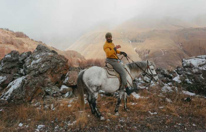 Horse riding tours in Kazbegi Truso Valley Caucasus mountains