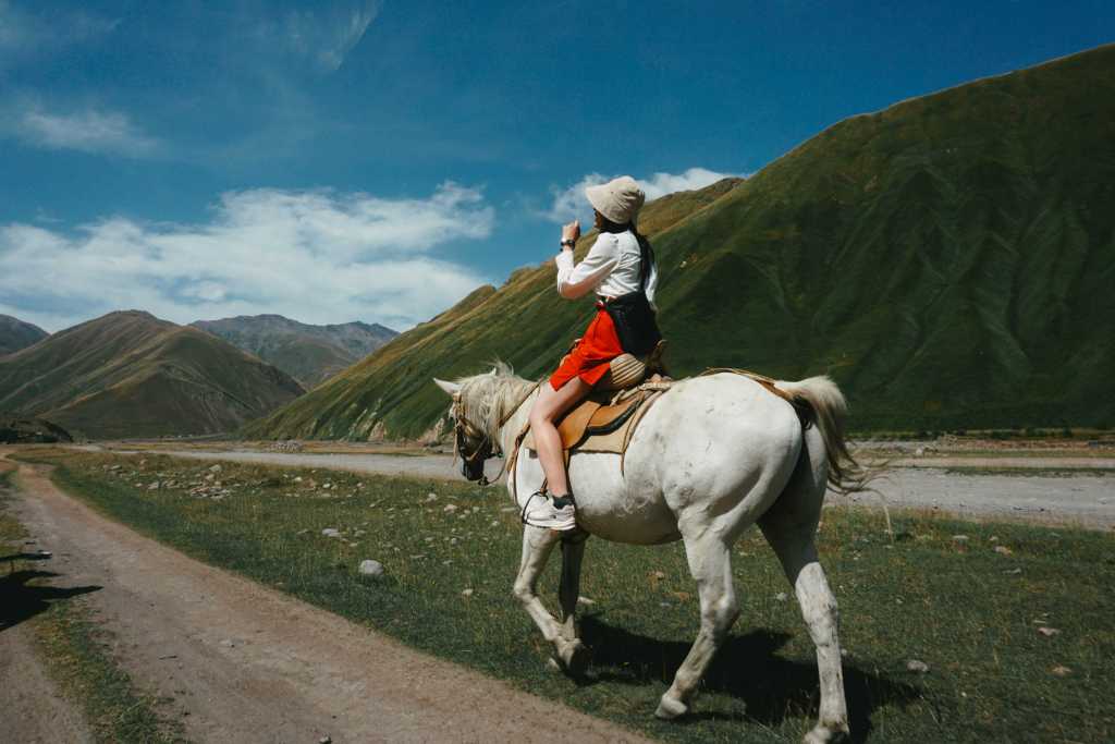 Horse riding tours in Kazbegi, Truso Valley, Caucasus mountains